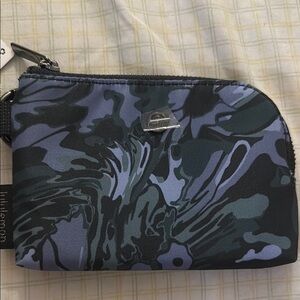 lululemon athletica Black and Blue Camouflage Clippable Card Pouch